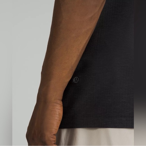 Pristine excellent Lululemon Men’s Metal Vent Tech Breathe Tee Black Size: M - Picture 3 of 12